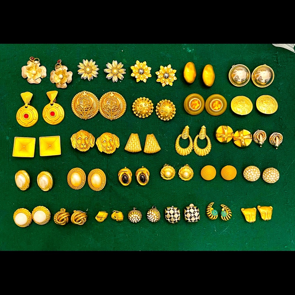 Vintage Clip On 1960-1980’s (10$ each)